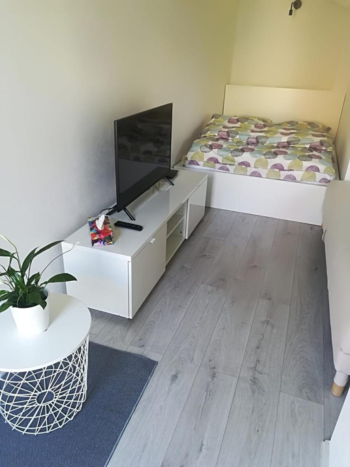 Modern Studio In Prague 7 Buitenkant foto